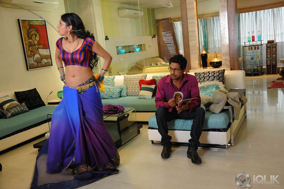 Abbai Class Ammayi Mass